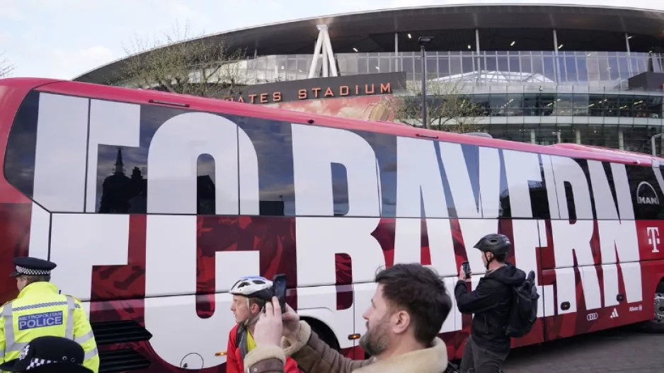 Η Μπάγερν κατήγγειλε στην UEFA επίθεση στο πούλμαν της με πέτρες
