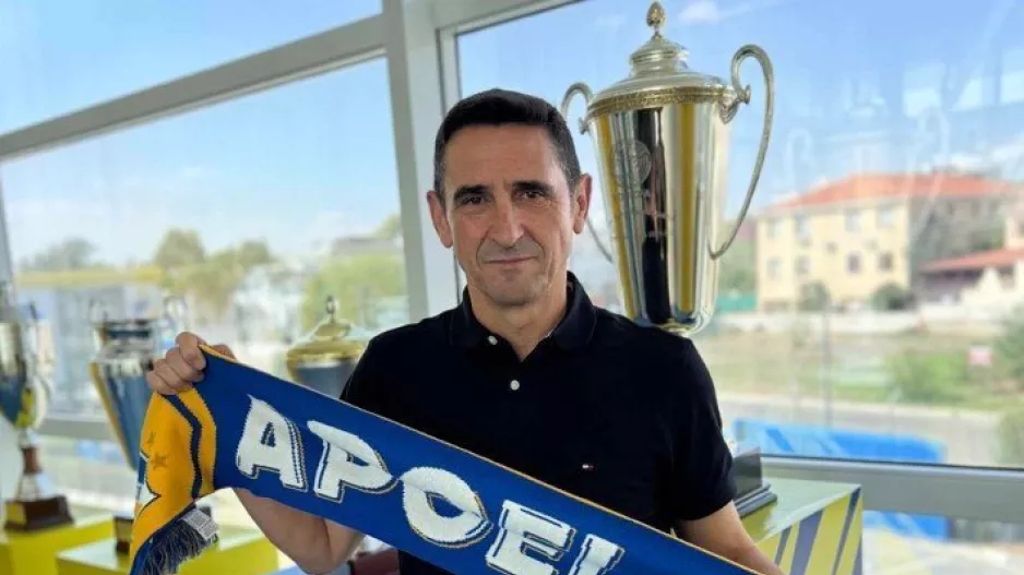 Και από σήμερα, υπάρχει νέος μαέστρος
