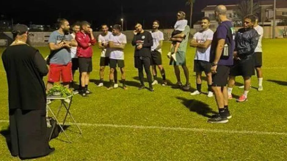 Αγιασμός πριν την έναρξη (φώτος)