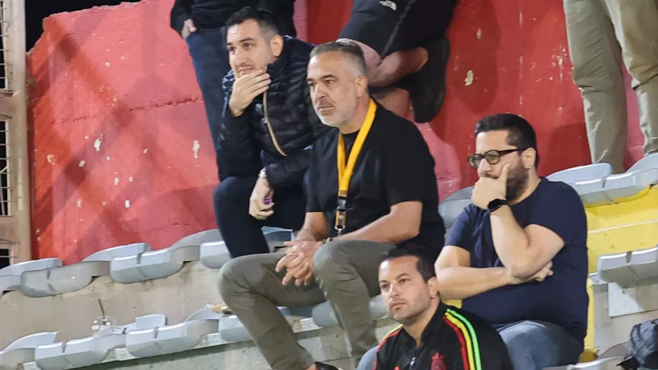 Γνωρίζει ο πρόεδρος και θέλει...