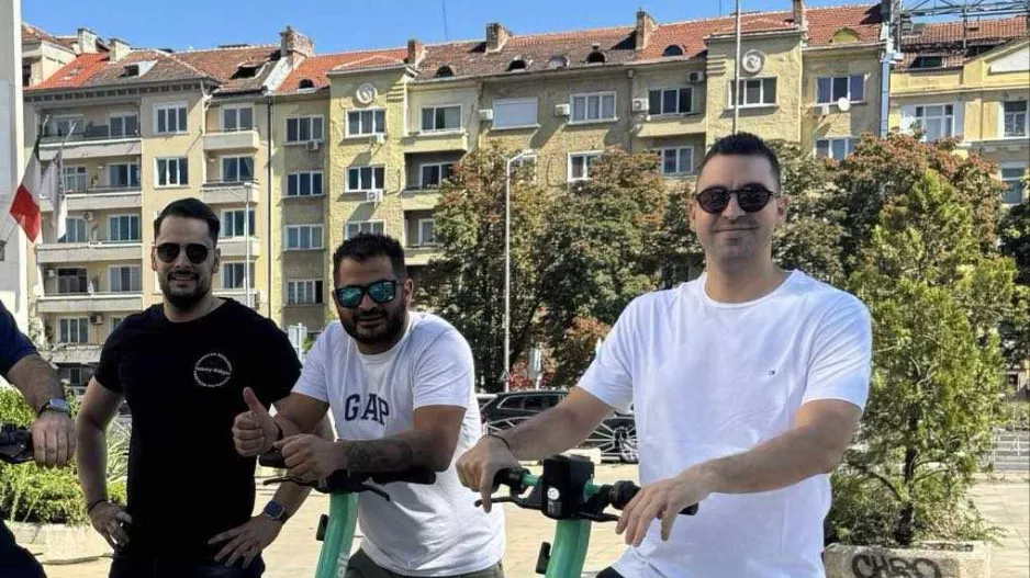 Δυνατή παφίτικη τριάδα!