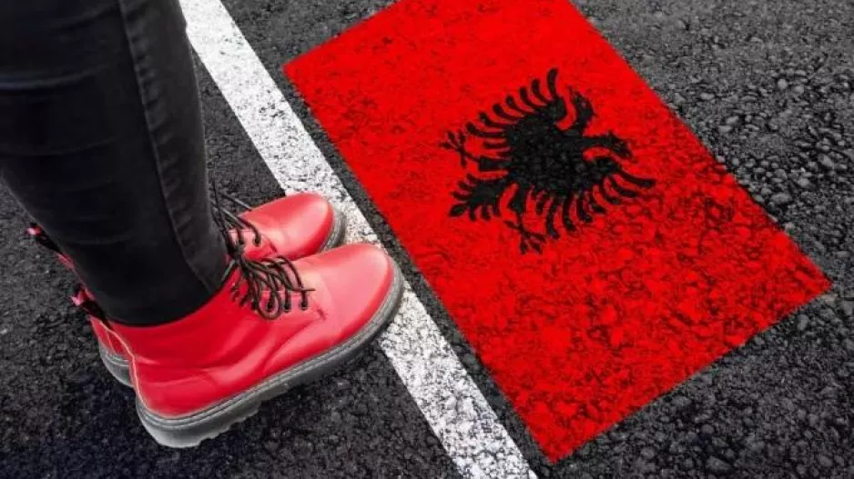 H Αλβανία στον δρόμο για την ΕΕ - Ξεκινά ενταξιακές διαπραγματεύσεις στις 15 Οκτωβρίου