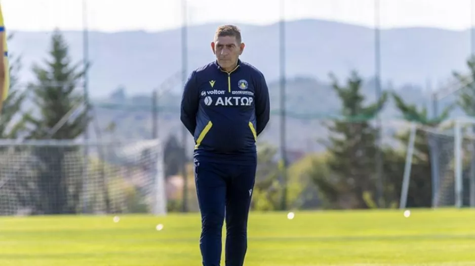 Με Παπαδόπουλο αλλά χωρίς Καστάνιο και Μούμο