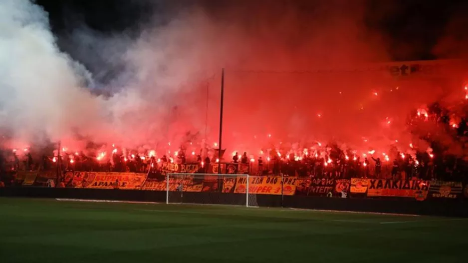 Θέλει νίκη για να παραμείνει στην κορυφή 