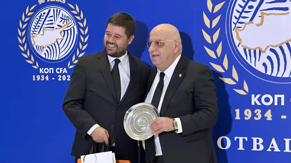 Μάκης... σε Γιώργο