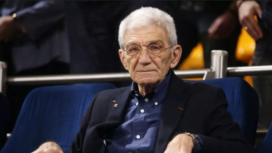 Πέθανε ο Γιάννης Μπουτάρης