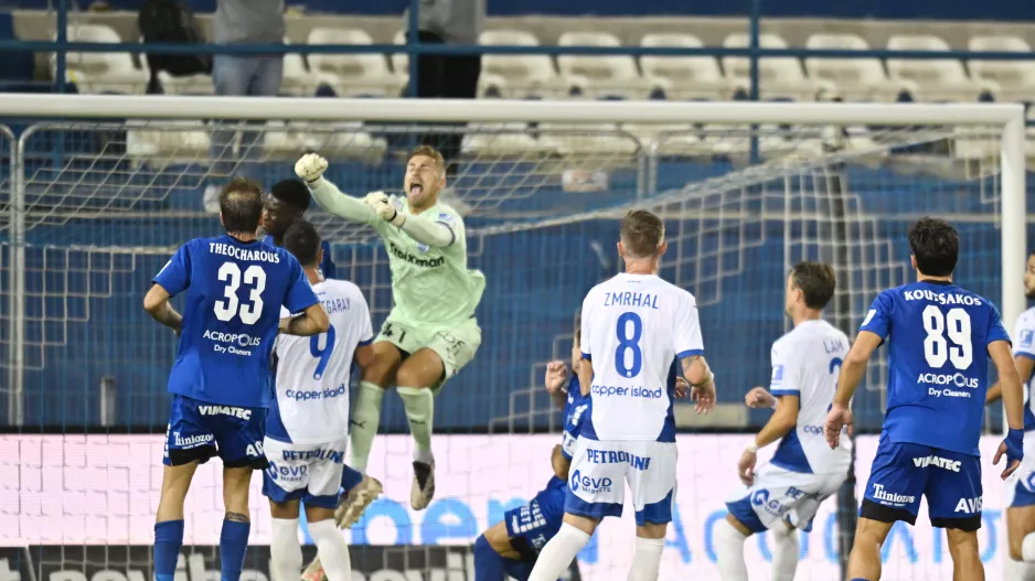 Απόλλωνας με 5-1 και 4-5!