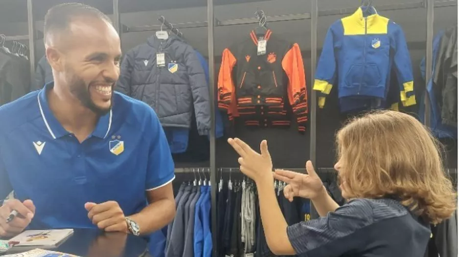 “Πυροβόλησε” τον Ελ Αραμπί 