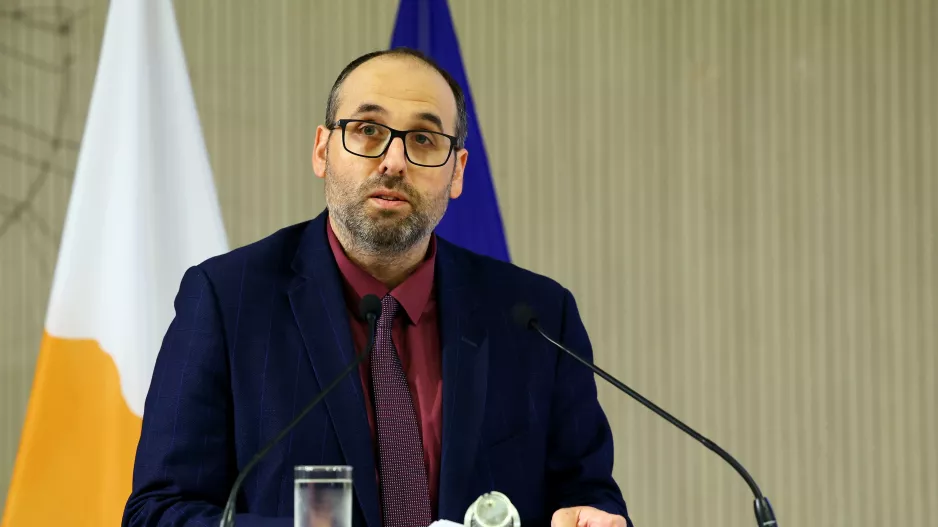ΕΑΚ/Θέμα