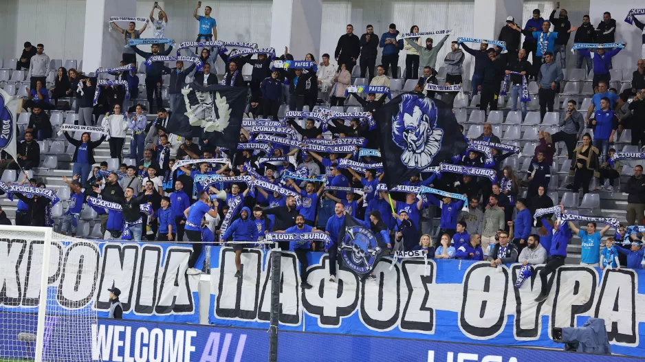 SOLD OUT οι Παφίτες 