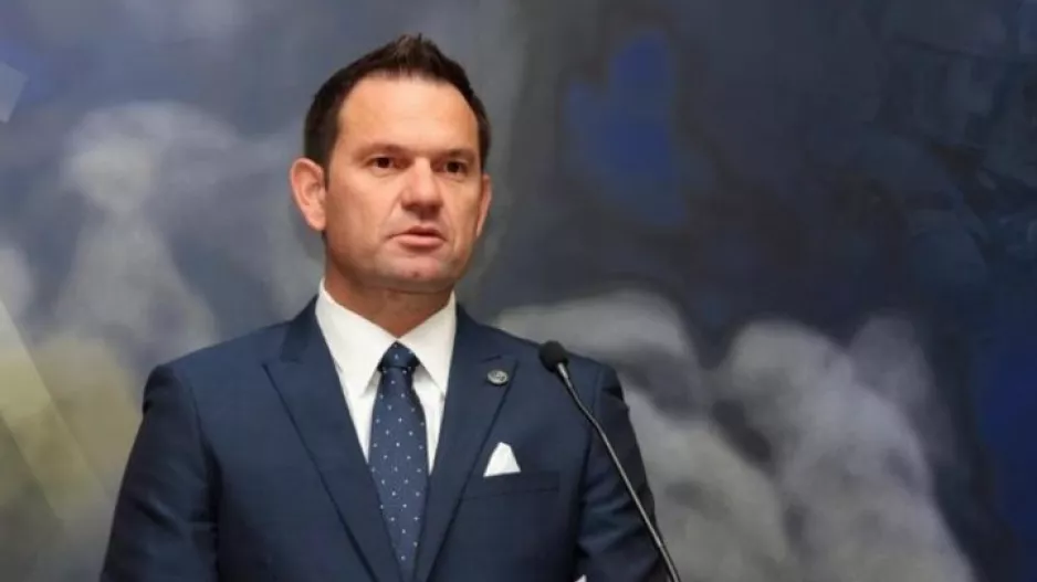 Χαμούλης!
