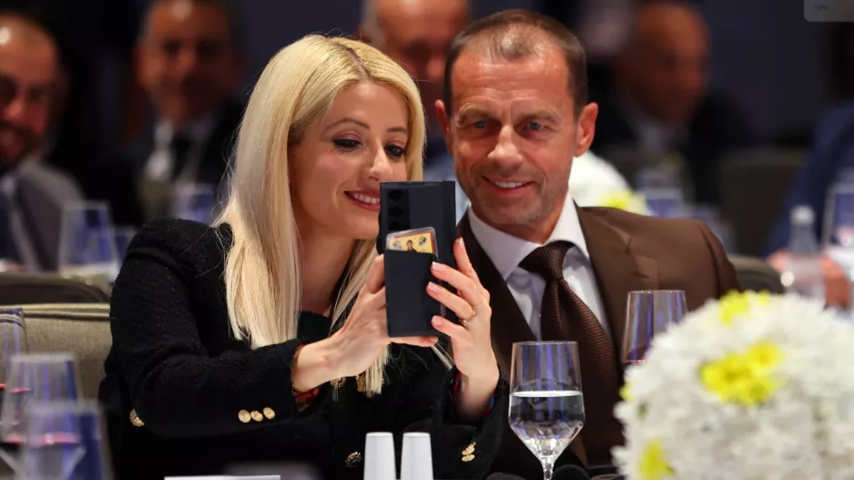 Selfie... με Τσέφεριν η Αννίτα!