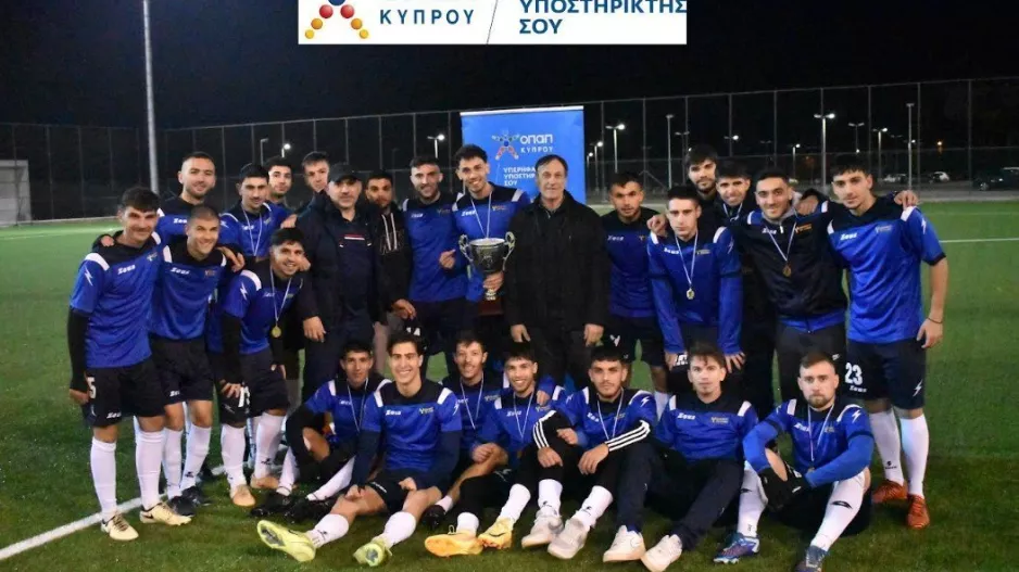 Ξανά επιβλητικό και τροπαιούχο!