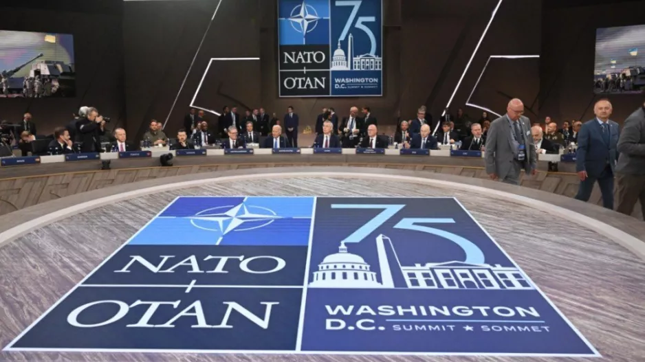 Έκτακτη Σύνοδος ΝΑΤΟ-Ουκρανίας στις Βρυξέλλες