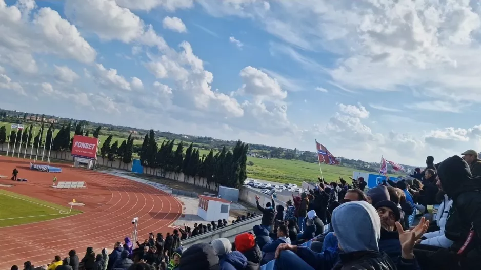 Μένουν... στην κερκίδα τους