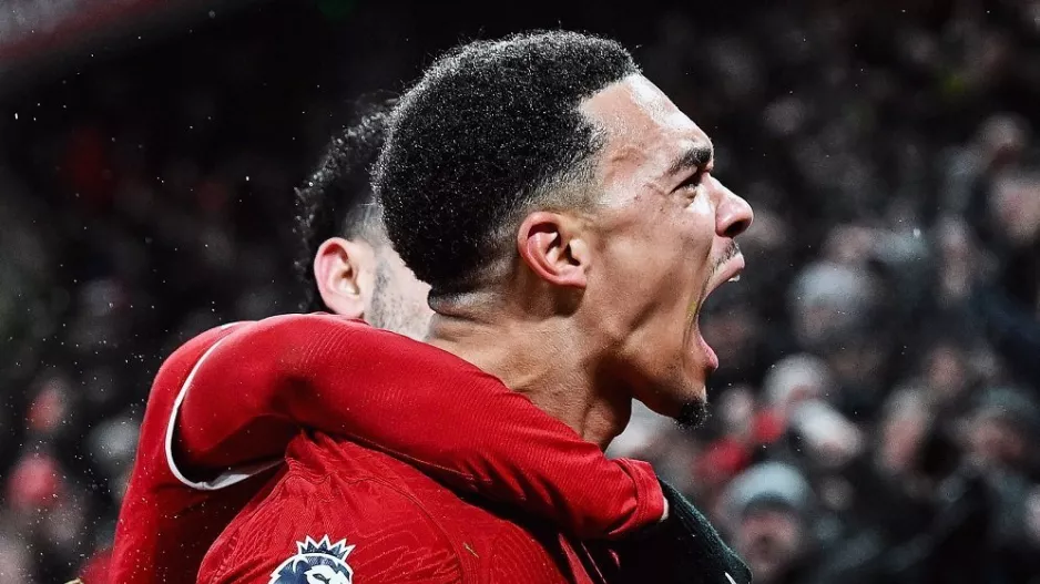 Ο Άρνολντ, η κάμερα του LFC TV και η επιστροφή στην παλιά γειτονιά