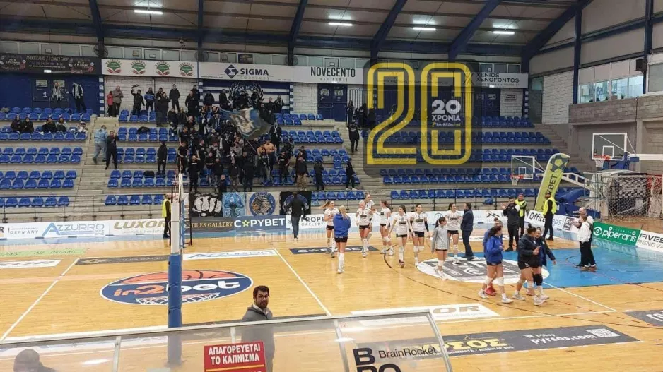 (Βίντεο kerkida) Νίκη επί της Νέας Σαλαμίνας και... ύμνος της Θύρας 1