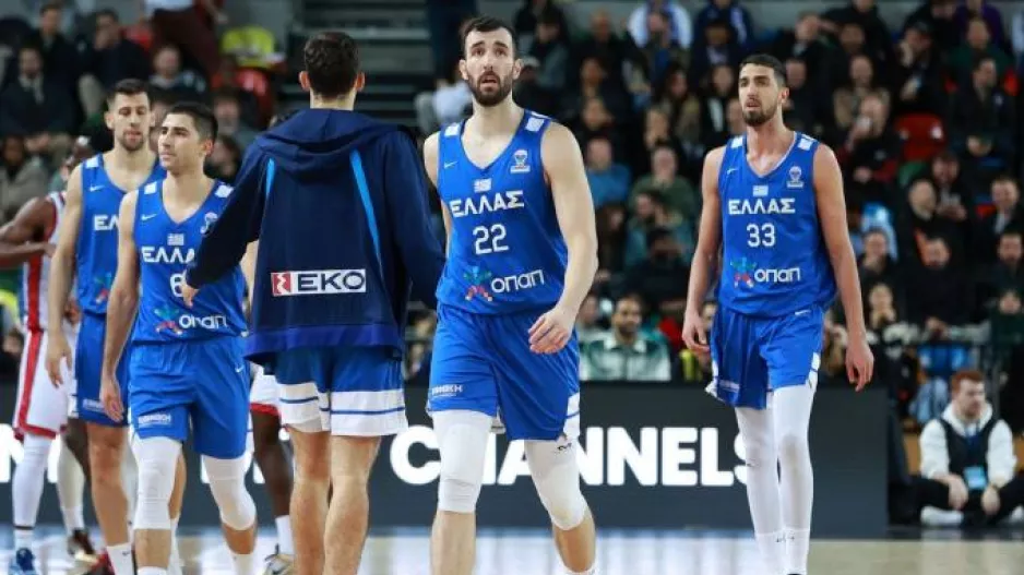 Έφτασε στην Θεσσαλονίκη μετά από... περιπέτεια 14 ωρών η Εθνική!