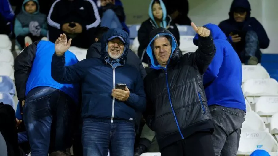 Tα εισιτήρια για Καρμιώτισσα
