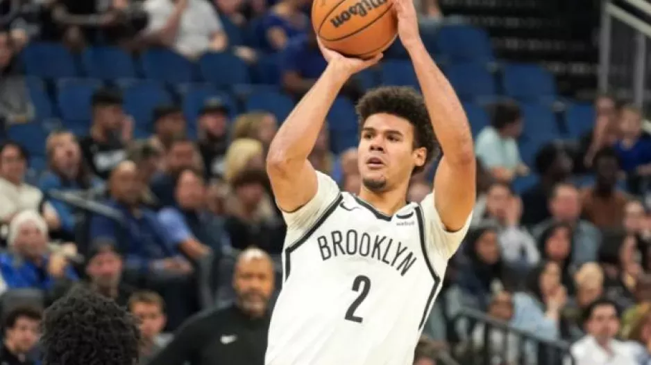 Οι Νετς ζητάνε πολλαπλά first-round picks για τον Καμ Τζόνσον