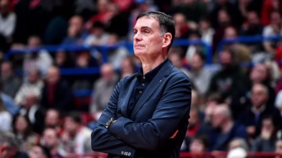 Mπαρτζώκας: «Ο Βεζένκοφ έπαιζε με πυρετό - Έπρεπε να ξεπεράσουμε ότι θέματα είχαμε»