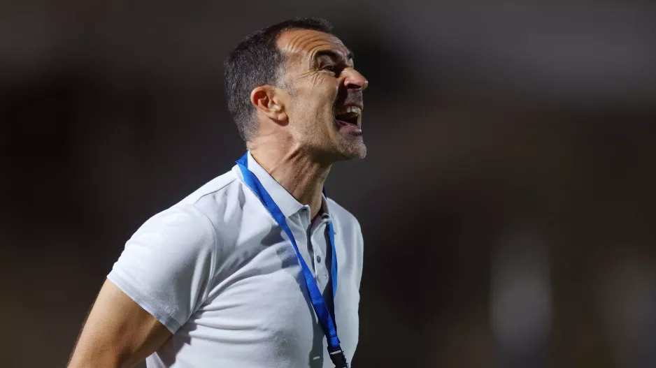 Το... φωνάζει ο Καρσέδο