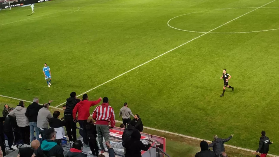 Πέναλτι, on field review και… άκυρο!  