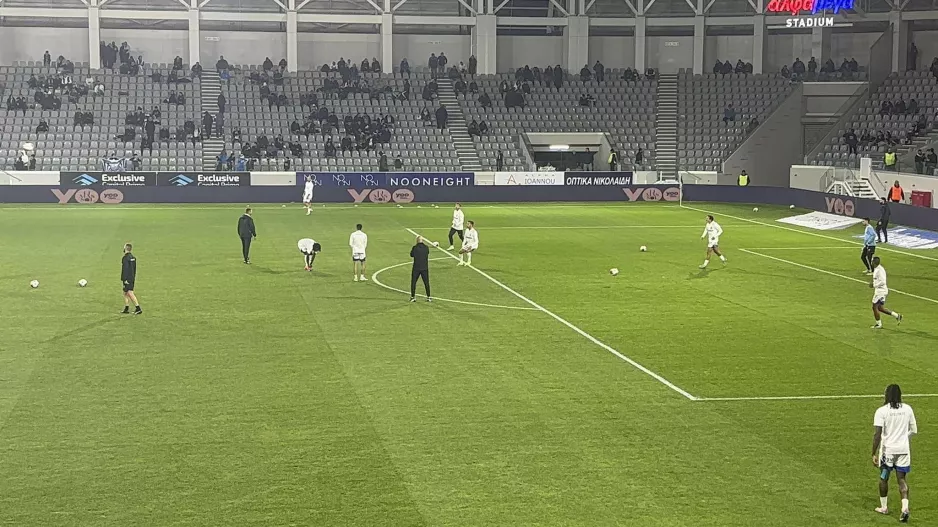 (Βίντεο Kerkida) "Μέσα" στο ζέσταμα ο Γκούλα και... χειροκρότημα!