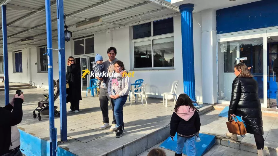(Φώτος Kerkida) Ολοκληρώθηκε η παρέα... με Καμορανέζι!