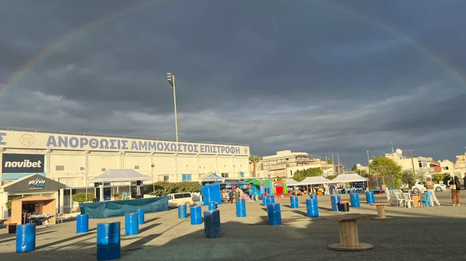 Χριστουγεννιάτικο χωριό (ΑΝΟ)