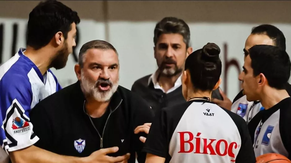 Τόνις στο Kerkida/Τα συγχαρητήρια, οι Ανορθωσιάτες και η διαιτησία