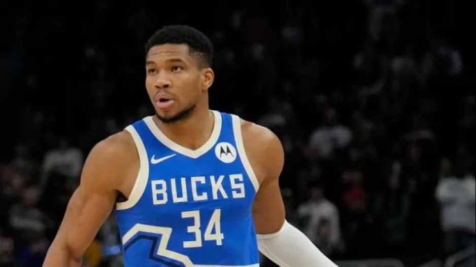 Εξωγήινος Γιάνναρος: Με μυθικό triple double διέλυσε τους Ουίζαρντς