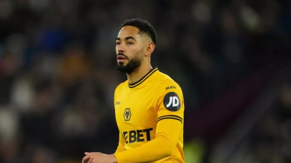 Μνηστήρας από Premier League για Κούνια