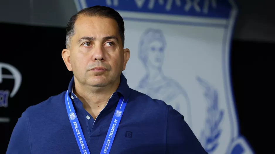 Δεν θα μείνει με σταυρωμένα χέρια...