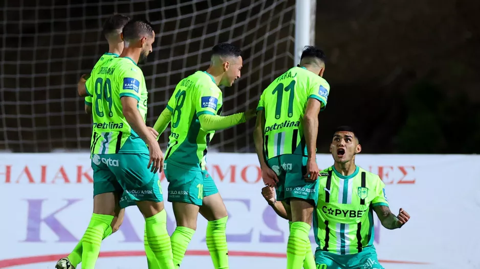 Πάφος FC - AEK: Δυνατά στη "μάχη" του τίτλου με Καμπρέρα!