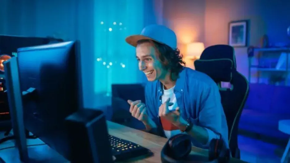 Οι gamers περνούν πλέον περισσότερο χρόνο βλέποντας βίντεο για gaming παρά παίζοντας