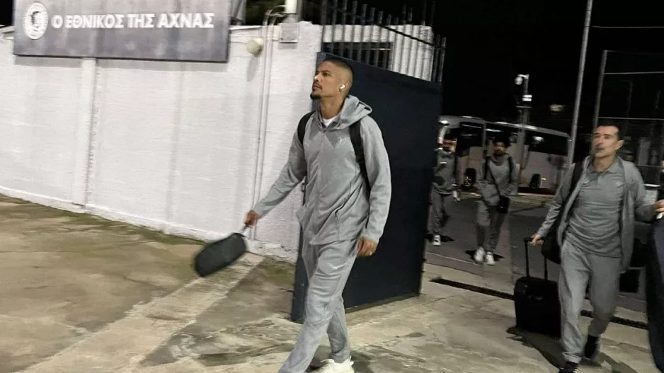 (ΦΩΤΟΡΕΠΟΡΤΑΖ) Η άφιξη της Πάφος Fc στο Δασάκι 