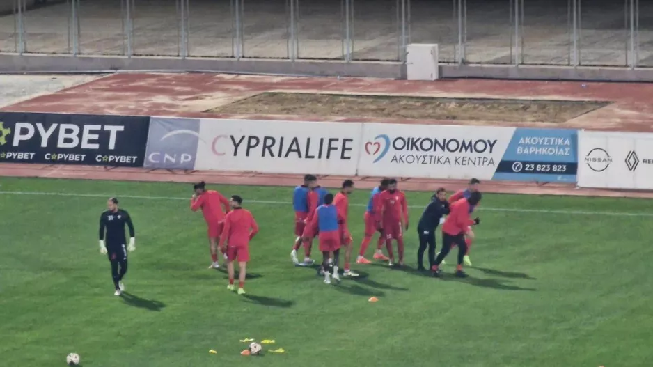 H εντεκάδα της Νέας Σαλαμίνας (Τρεις αλλαγές)