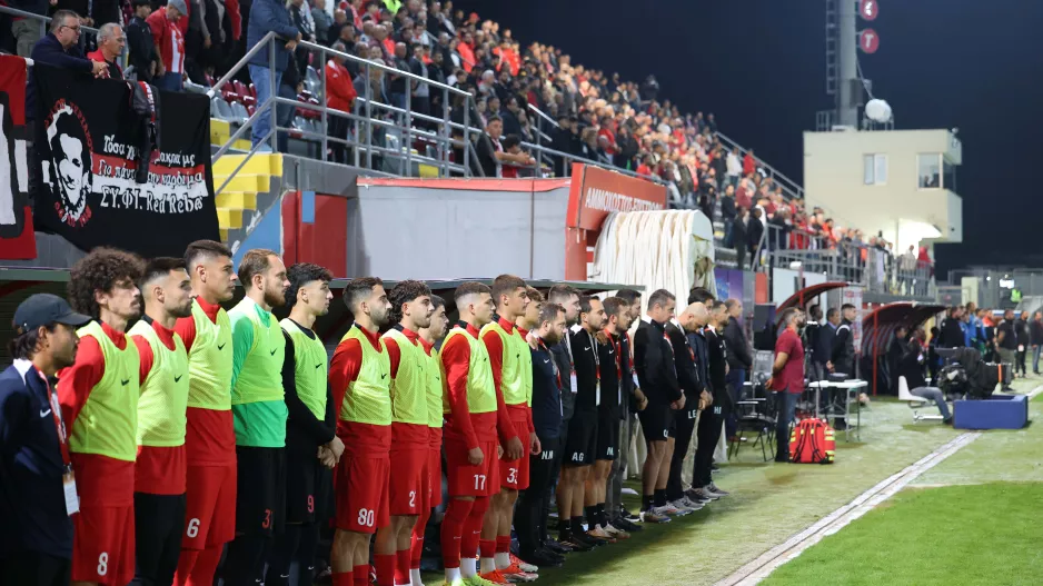 Ποινή κεκλεισμένων στη Νέα Σαλαμίνα