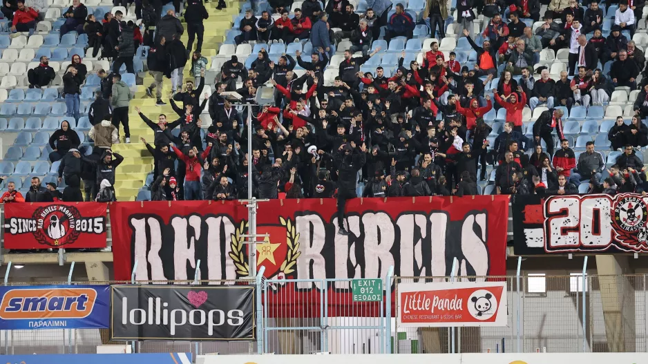 Πήγαν.../Red Rebels