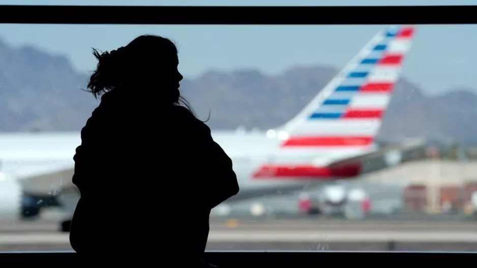 Η American Airlines καθηλώνει όλα τα αεροσκάφη της στις ΗΠΑ