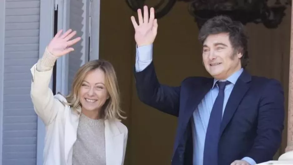 Σάλος στην Ιταλία: Η Μελόνι έδωσε ιταλική υπηκοότητα στον πρόεδρο της Αργεντινής Μιλέι