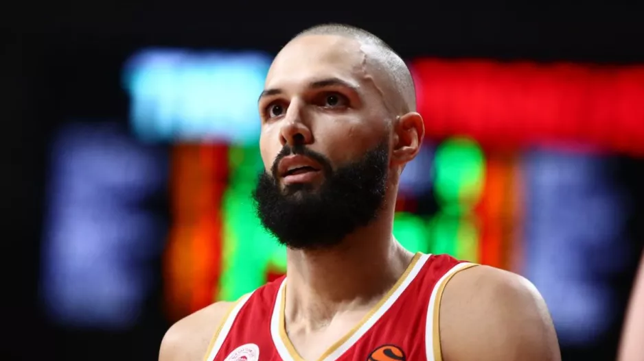 Φουρνιέ: "Η κίνηση της Γλυφάδας είναι χειρότερη από αυτή στην Times Square"