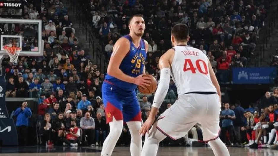 Έγραψε ιστορία ο Γιόκιτς: Έπιασε σε triple-double τον Μάτζικ Τζόνσον!