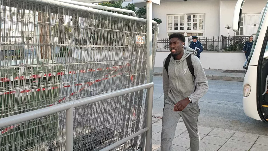 Αναμενόμενο με Λούκασεν
