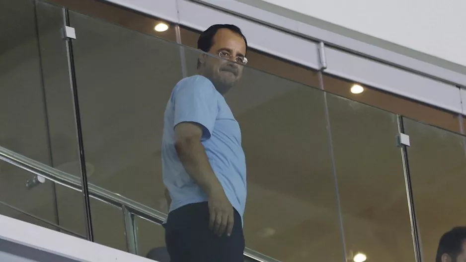 Ν.Χ (Πορτοκαλί)