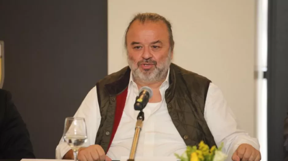Ηλιόπουλος: "Αλίμονο για κάποιους που λένε ότι δεν έχουμε λεφτά για να πάρουμε αριστερό μπακ"