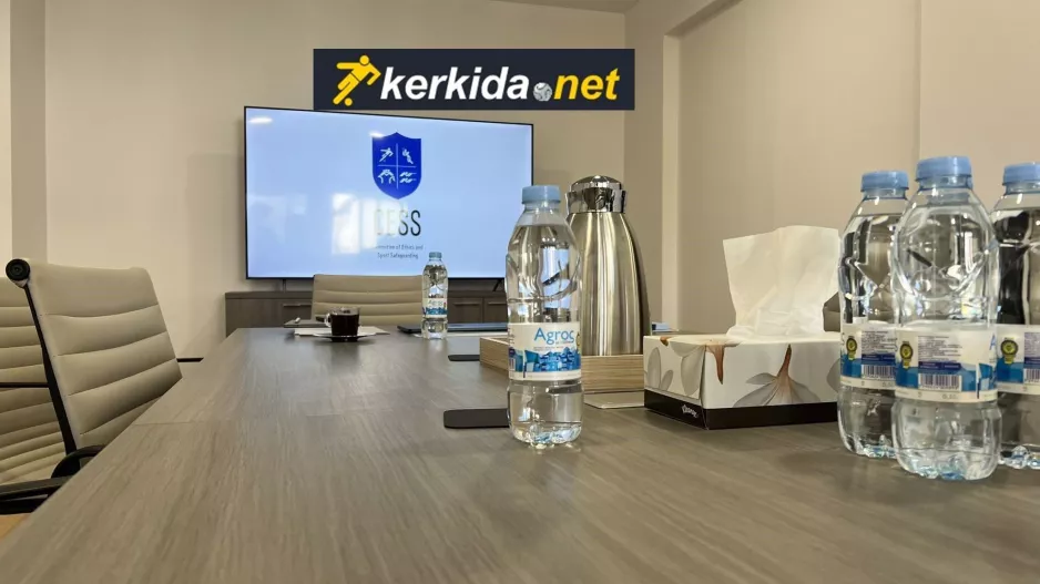 ΤΙΠΟΤΑ καινούργιο