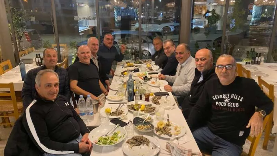 Για ψαράκι... οι παλαίμαχοι!