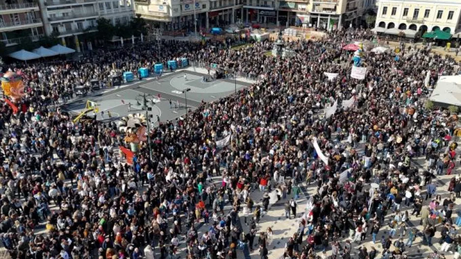 Το αποτύπωμα των μεγάλων συγκεντρώσεων για τα Τέμπη στην πολιτική σκηνή